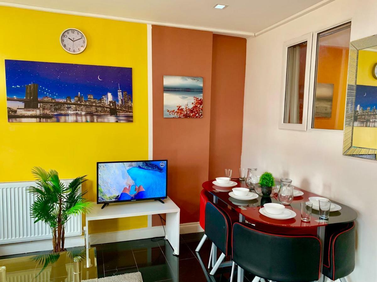 London 2 Bedroom Apartment, Kitchen, Reception And Private Garden Kültér fotó